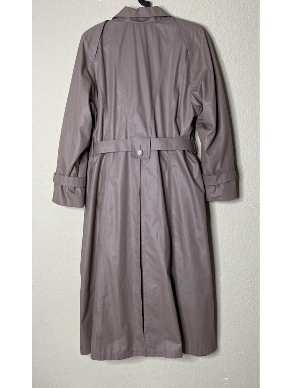 Vintage London Fog Trench Coat USA Made Belted Brown Lined Size 16 R Excellent - Picture 4 of 15